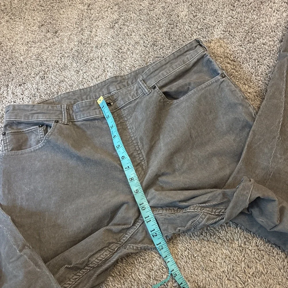 Duluth Trading Co. Men's Straight Leg Tan Corduroy Pants - 38x32 Standard Fit